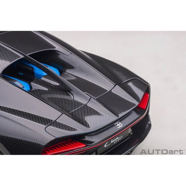 AUTOart - 1:18 Bugatti Chiron Sport (French Racing Blue/Carbon) 35 autoart - 1:18 bugatti chiron sport (french racing blue/carbon)