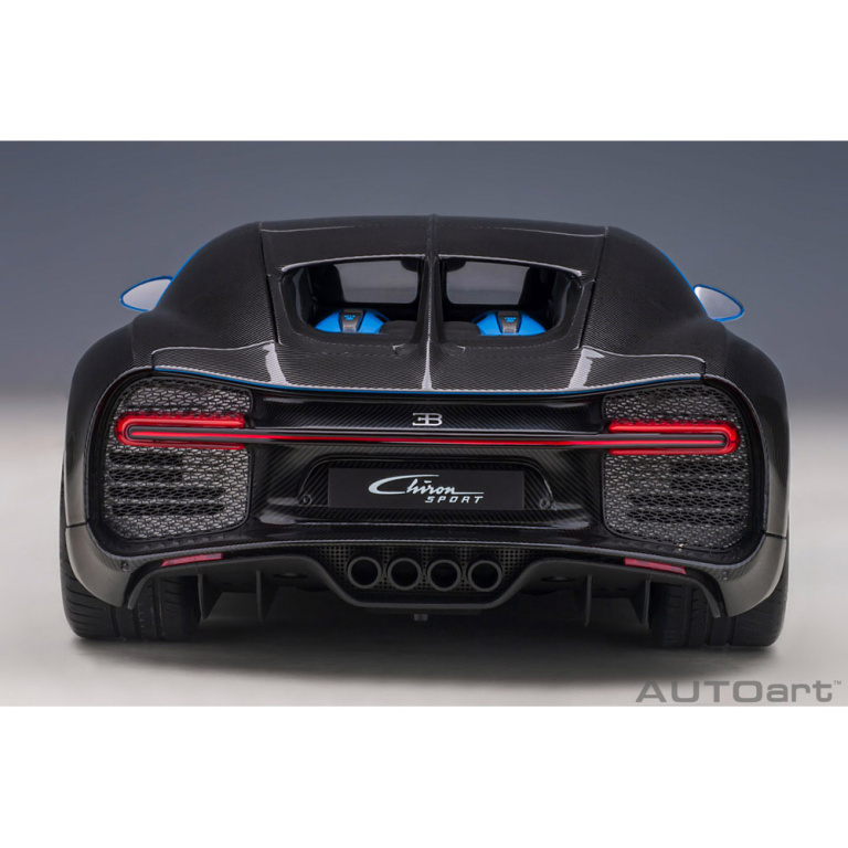 autoart - 1:18 bugatti chiron sport (french racing blue/carbon)