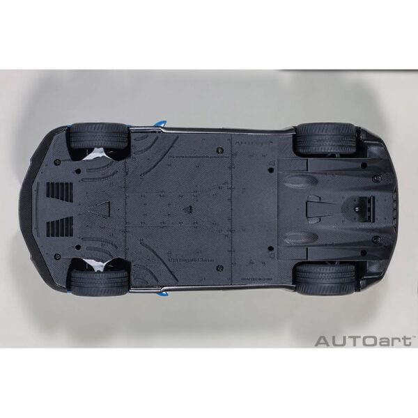 AUTOart - 1:18 Bugatti Chiron Sport (French Racing Blue/Carbon) 28 autoart - 1:18 bugatti chiron sport (french racing blue/carbon)