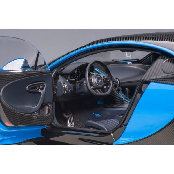 AUTOart - 1:18 Bugatti Chiron Sport (French Racing Blue/Carbon) 29 autoart - 1:18 bugatti chiron sport (french racing blue/carbon)
