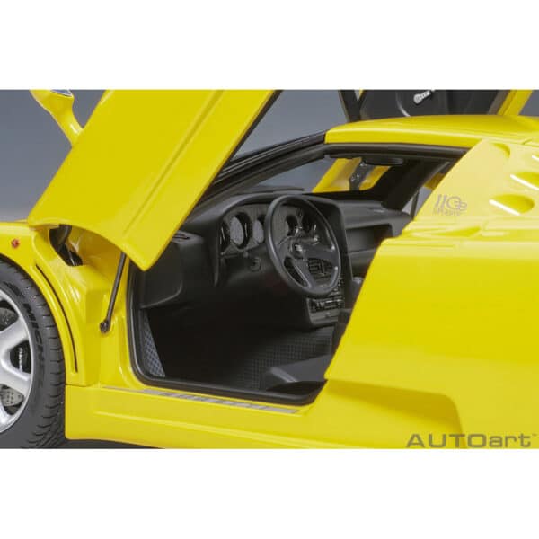 autoart - 1:18 bugatti eb110 ss (giallo bugatti)