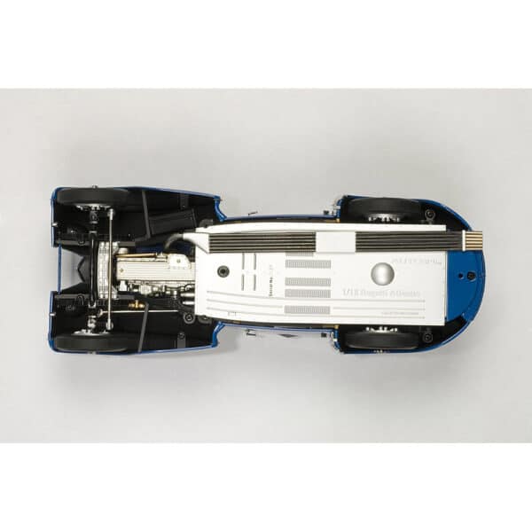 autoart - 1:18 bugatti type 57s atlantic (blue with silver metal wire spoke wheels)