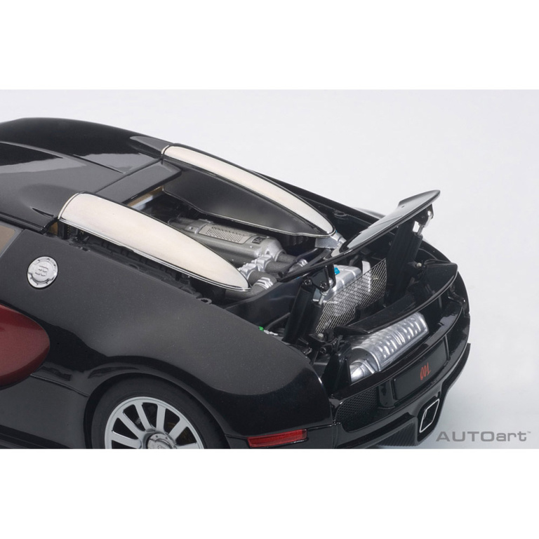 autoart - 1:18 bugatti veyron (red/black) #001