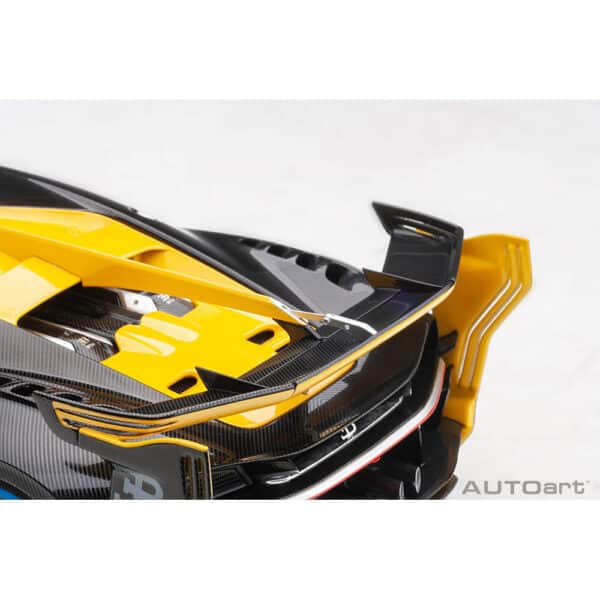 autoart - 1:18 bugatti vision gt (giallo midas/black carbon)