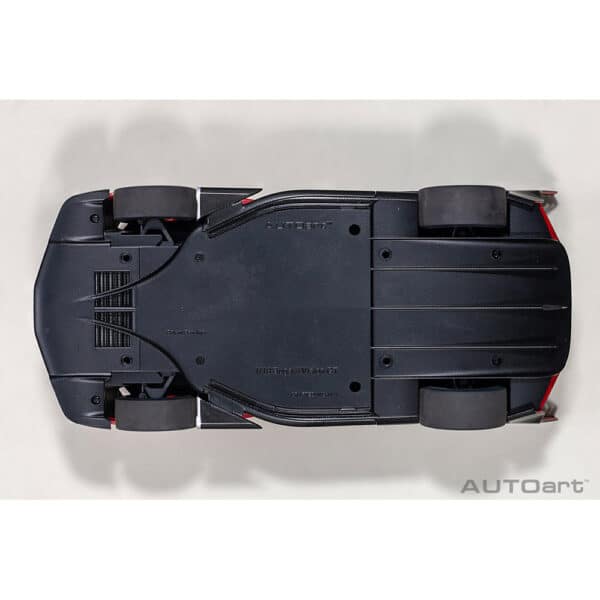 autoart - 1:18 bugatti vision gt (italian red/black carbon)
