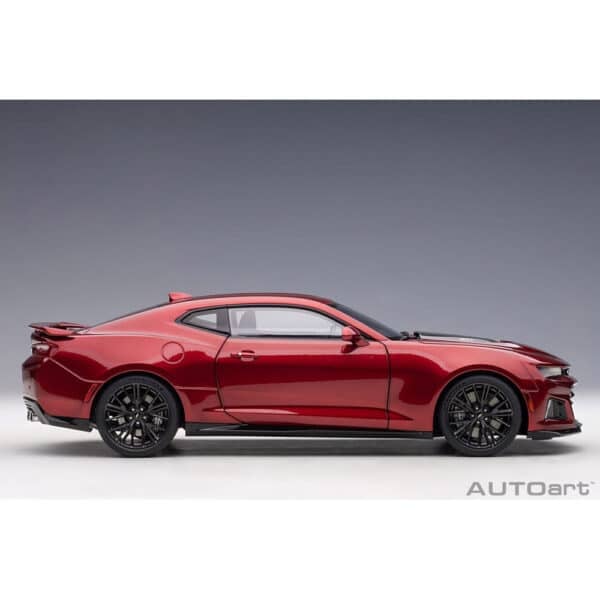 autoart - 1:18 chevrolet camaro zl1 2017 (garnet red tintcoat)