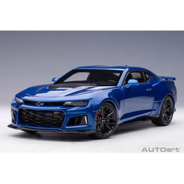 autoart - 1:18 chevrolet camaro zl1 2017 (hyper blue metallic)