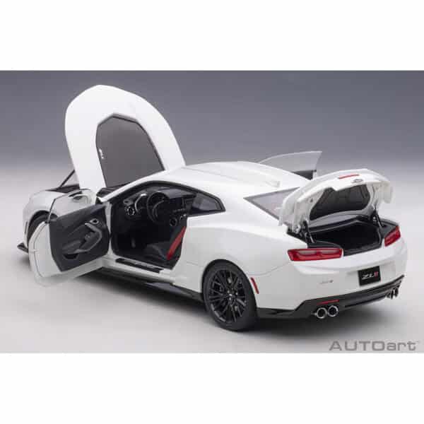 autoart - 1:18 chevrolet camaro zl1 2017 (summit white)
