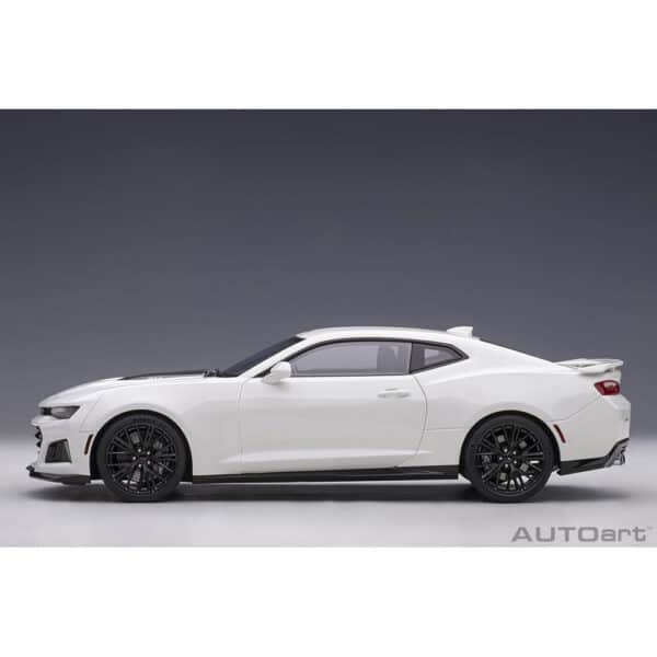 autoart - 1:18 chevrolet camaro zl1 2017 (summit white)