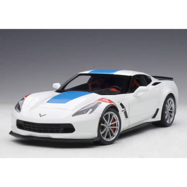autoart - 1:18 chevrolet corvette c7 grand sport (artic white)