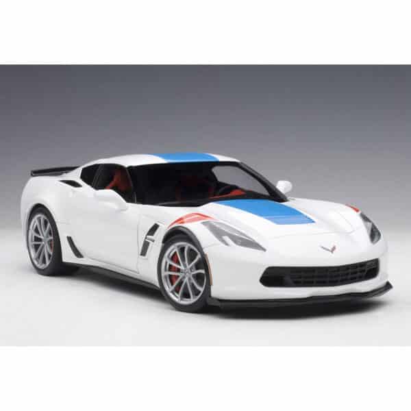 autoart - 1:18 chevrolet corvette c7 grand sport (artic white)