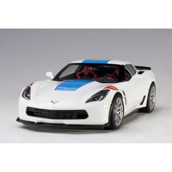 autoart - 1:18 chevrolet corvette c7 grand sport (artic white)