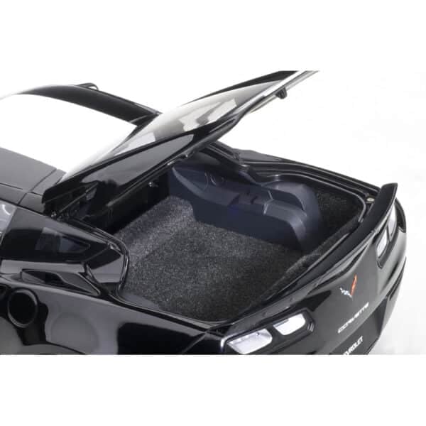 autoart - 1:18 chevrolet corvette c7 grand sport (black)