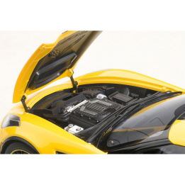 autoart - 1:18 chevrolet corvette c7 z06 c7r edition (corvette racing yellow)