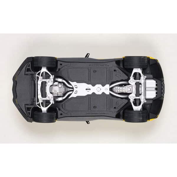autoart - 1:18 chevrolet corvette c7 z06 c7r edition (corvette racing yellow)