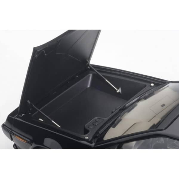 autoart - 1:18 delorean dmc-12 (black metallic)