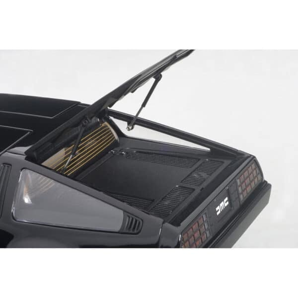 autoart - 1:18 delorean dmc-12 (black metallic)