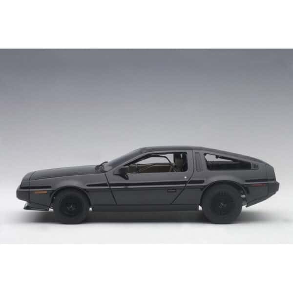 autoart - 1:18 delorean dmc-12 (black metallic)