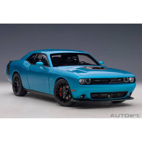 autoart - 1:18 dodge challenger 392 hemi scat pack shaker 2018 (b5 blue)