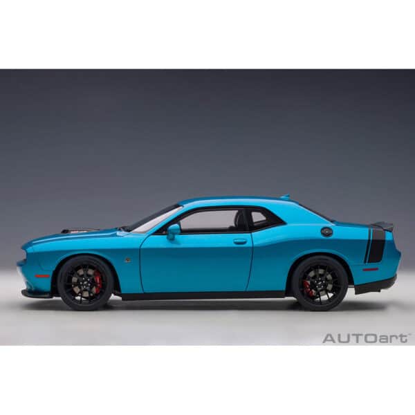 autoart - 1:18 dodge challenger 392 hemi scat pack shaker 2018 (b5 blue)