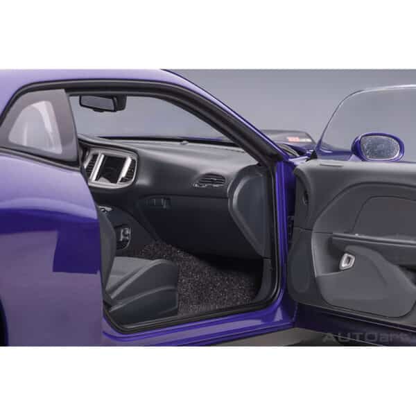 autoart - 1:18 dodge challenger 392 hemi scat pack shaker 2018 (plum crazy)