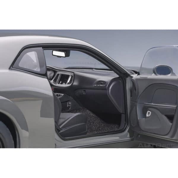 autoart - 1:18 dodge challenger srt demon (destroyer grey)