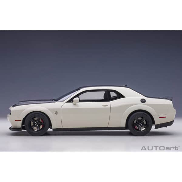 autoart - 1:18 dodge challenger srt demon (knuckle white)