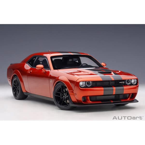 autoart - 1:18 dodge challenger srt hellcat widebody 2018 (sinamon stick)
