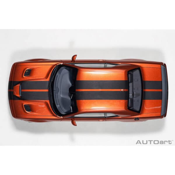 autoart - 1:18 dodge challenger srt hellcat widebody 2018 (sinamon stick)