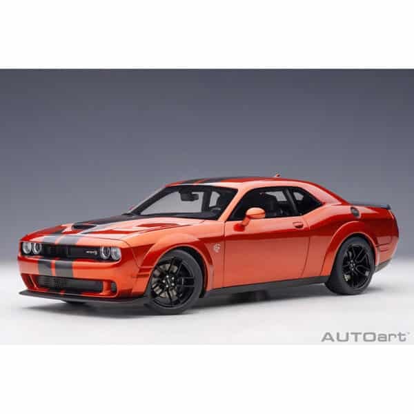 autoart - 1:18 dodge challenger srt hellcat widebody 2018 (sinamon stick)