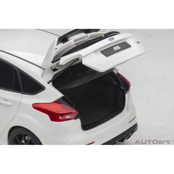 autoart - 1:18 ford focus rs 2016 (frozen white)