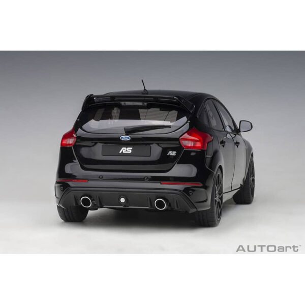 AUTOart - 1:18 Ford Focus RS 2016 (Shadow Black) 34 autoart - 1:18 ford focus rs 2016 (shadow black)