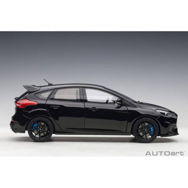 AUTOart - 1:18 Ford Focus RS 2016 (Shadow Black) 21 autoart - 1:18 ford focus rs 2016 (shadow black)