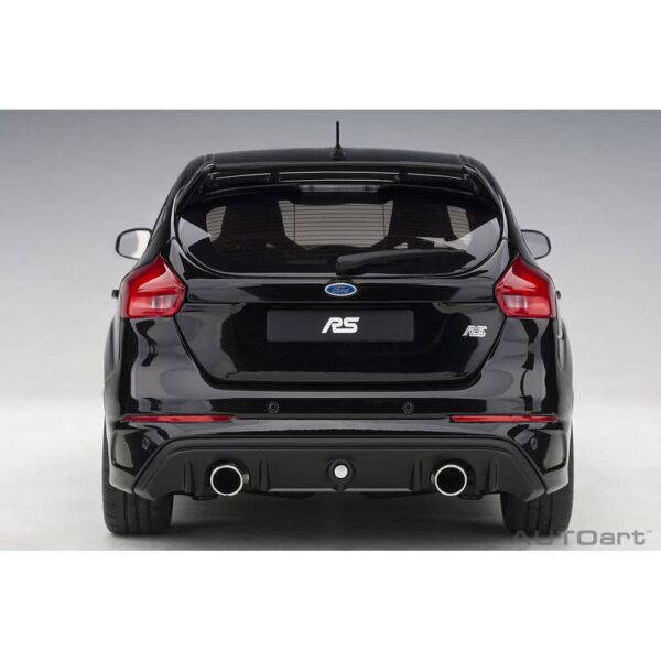 AUTOart - 1:18 Ford Focus RS 2016 (Shadow Black) 23 autoart - 1:18 ford focus rs 2016 (shadow black)