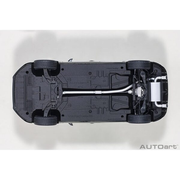 AUTOart - 1:18 Ford Focus RS 2016 (Shadow Black) 25 autoart - 1:18 ford focus rs 2016 (shadow black)