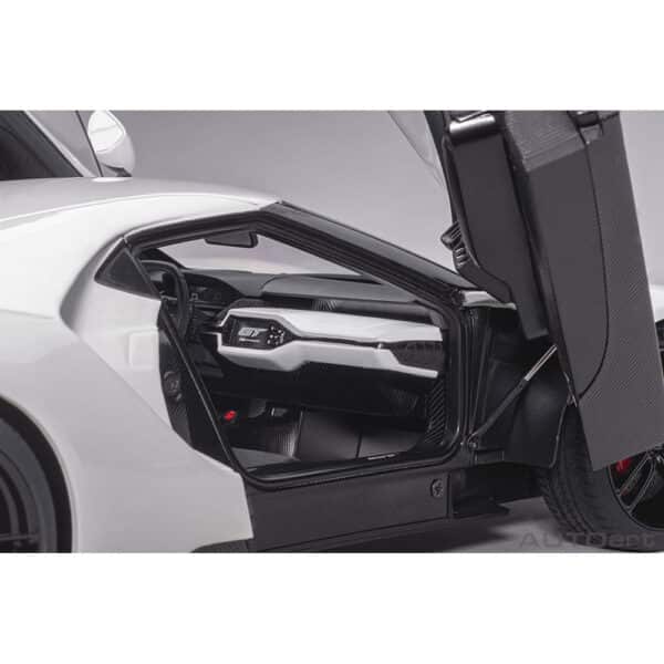 autoart - 1:18 ford gt 2017 (frozen white)