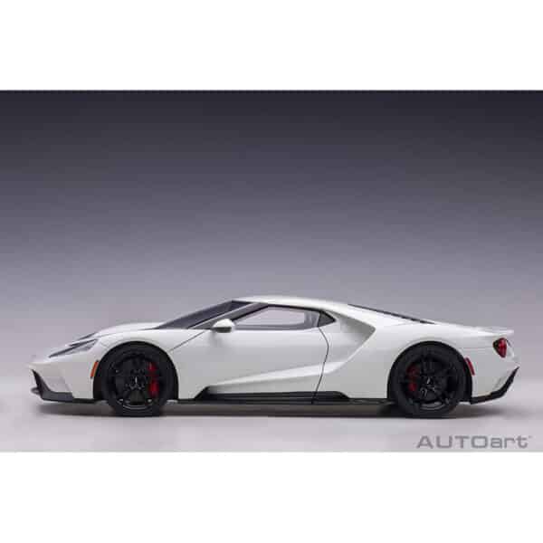 autoart - 1:18 ford gt 2017 (frozen white)