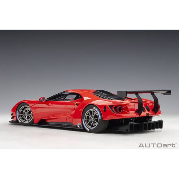 autoart - 1:18 ford gt gte plain body version (red)