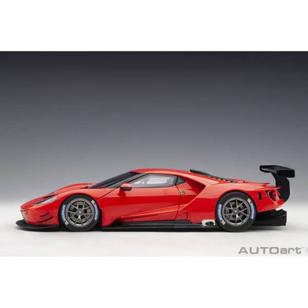 autoart - 1:18 ford gt gte plain body version (red)