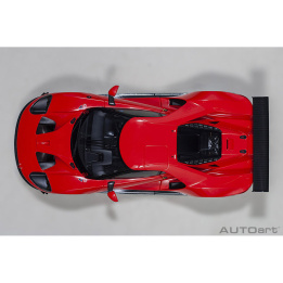 autoart - 1:18 ford gt gte plain body version (red)