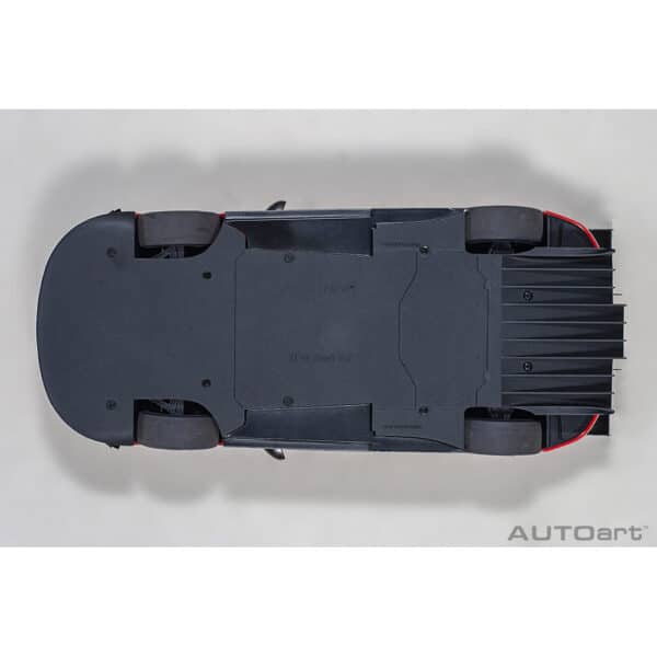 autoart - 1:18 ford gt gte plain body version (red)