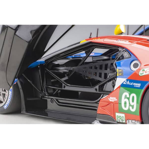 autoart - 1:18 ford gt gte pro le mans 24h 2016 #69