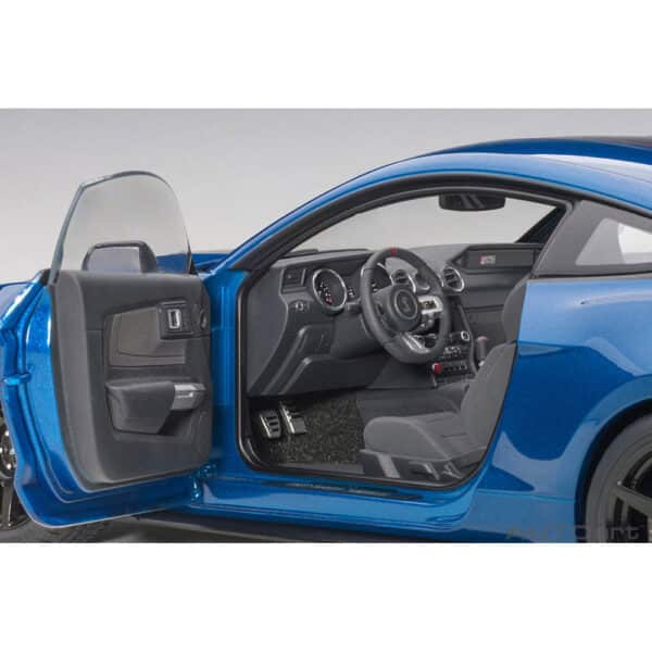 autoart - 1:18 ford mustang shelby gt-350r (lightning blue)