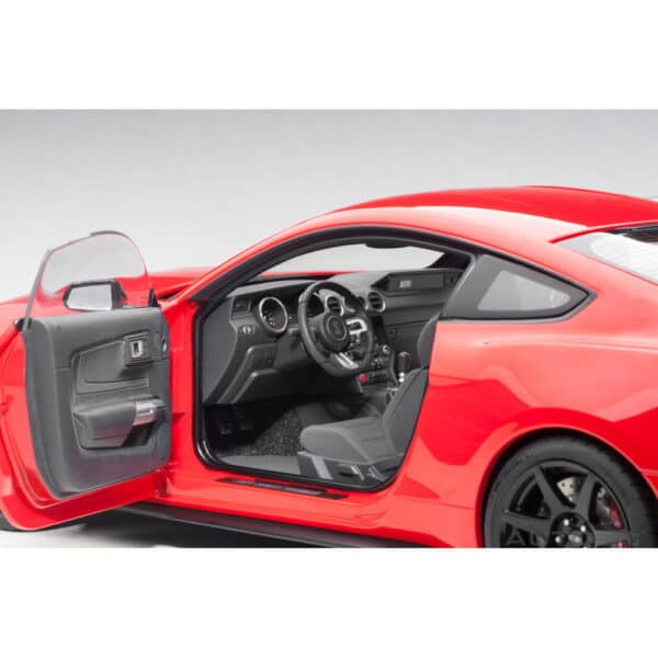 autoart - 1:18 ford mustang shelby gt-350r (race red)
