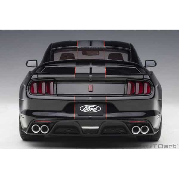 autoart - 1:18 ford mustang shelby gt-350r (shadow black)