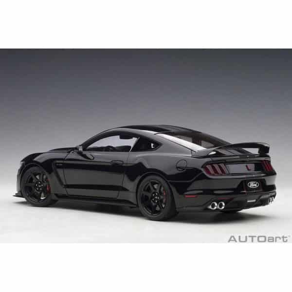 autoart - 1:18 ford mustang shelby gt-350r (shadow black)