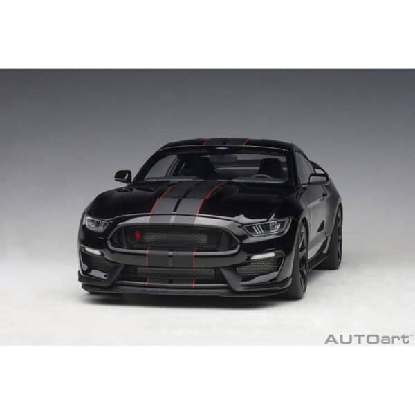 autoart - 1:18 ford mustang shelby gt-350r (shadow black)