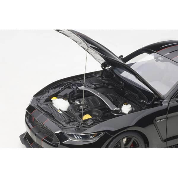 autoart - 1:18 ford mustang shelby gt-350r (shadow black)