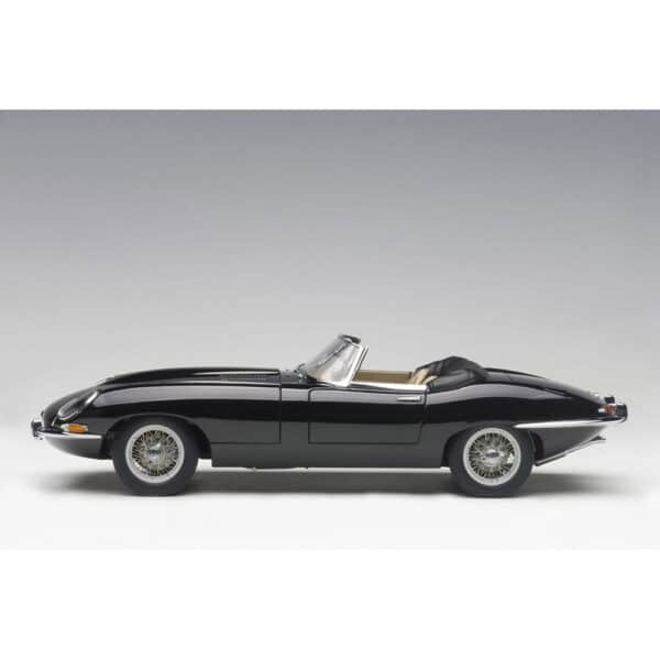 autoart - 1:18 jaguar e-type roadster series i 3.8 (black)