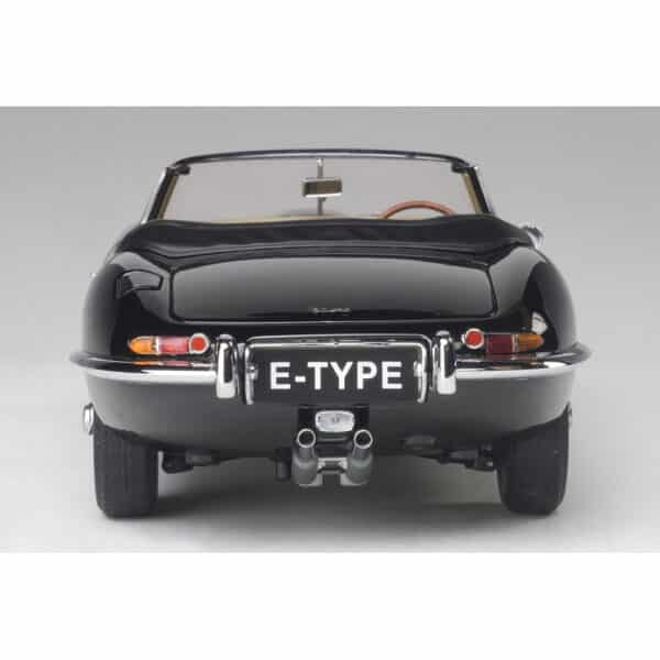 autoart - 1:18 jaguar e-type roadster series i 3.8 (black)